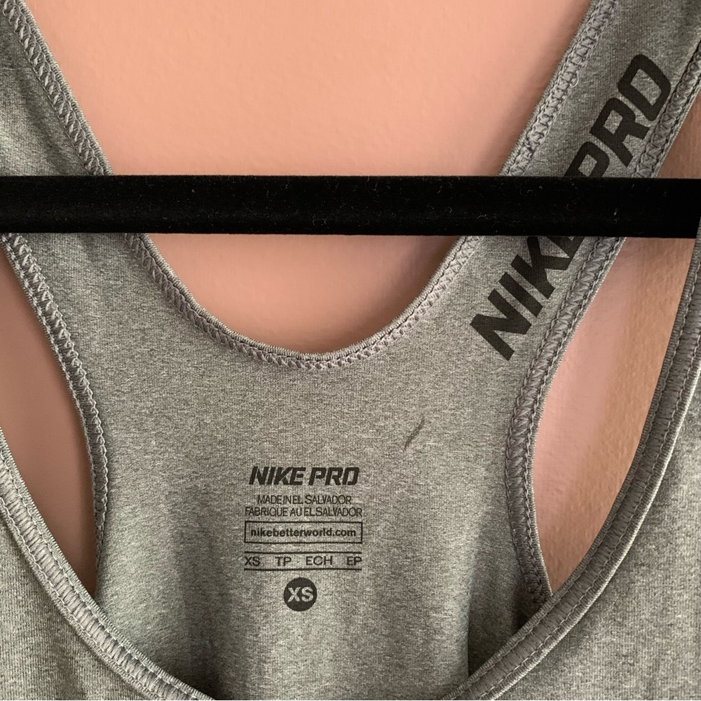 Nike pro cool Dri-fit tank top gray size XS - Picture 6 of 6